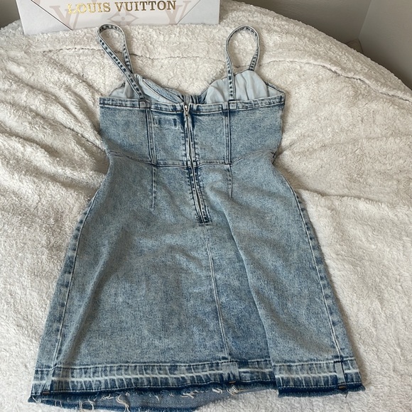 Urban Revivo Jean Dress - Picture 4 of 4